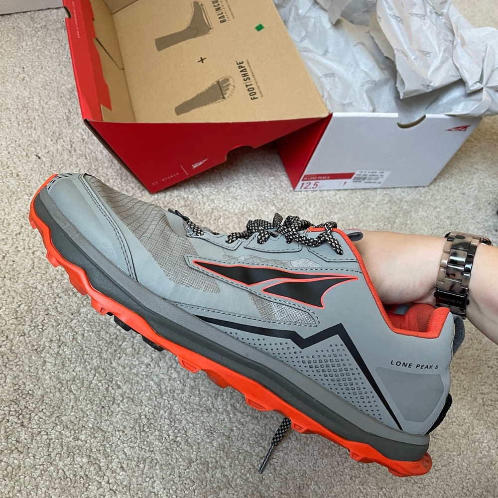 Altra Lone Peak 5